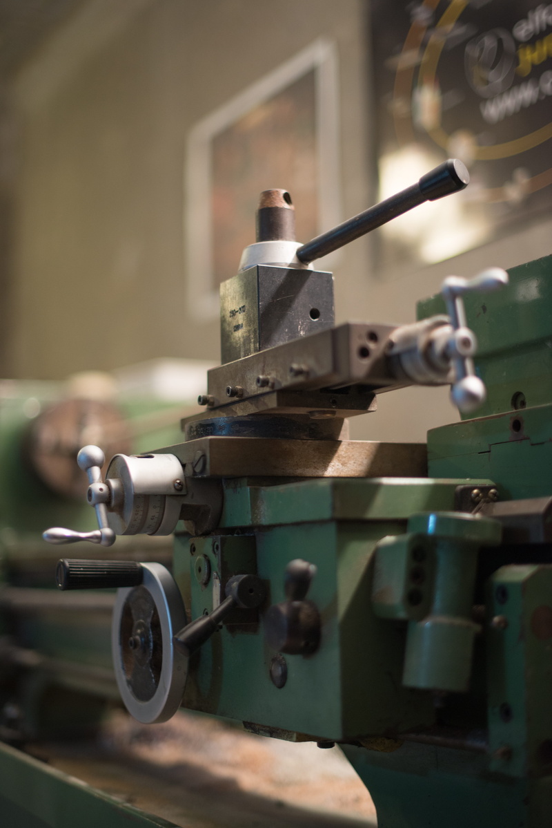 close-up, Work, focus on foreground, industry, carpentry, handyman, equipment, metal, protection, indoors, selective focus, machine Part, day, manufacturing equipment