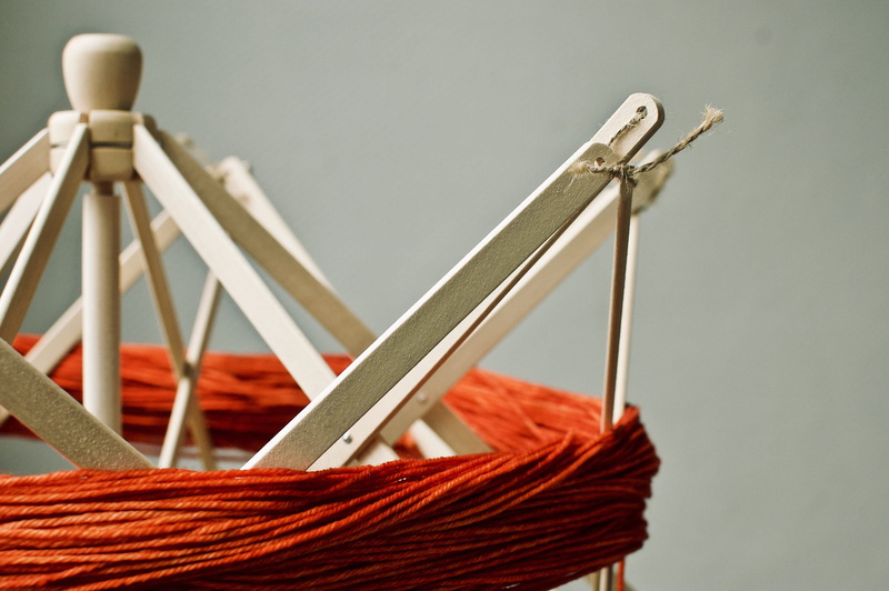 ball of wool, 2K, malabrigo, woven, selective focus, gray, brie, weaving, tabletop, art and craft, orange, basket, drying rack, furniture, no people, table