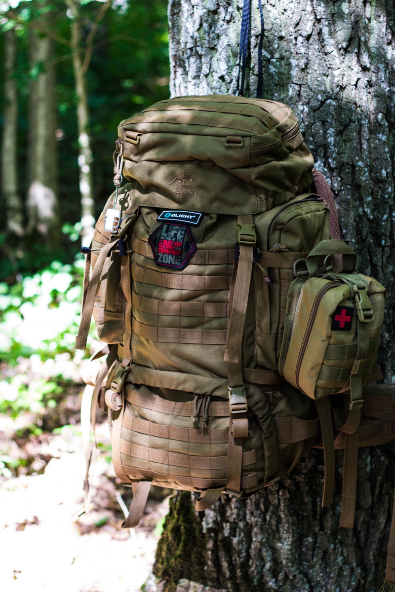 army, hiking, real people, rear view, military, tree, outdoor, nature, bushcraft, forest, government, trekking, outdoors, adventure, clothing, army soldier
