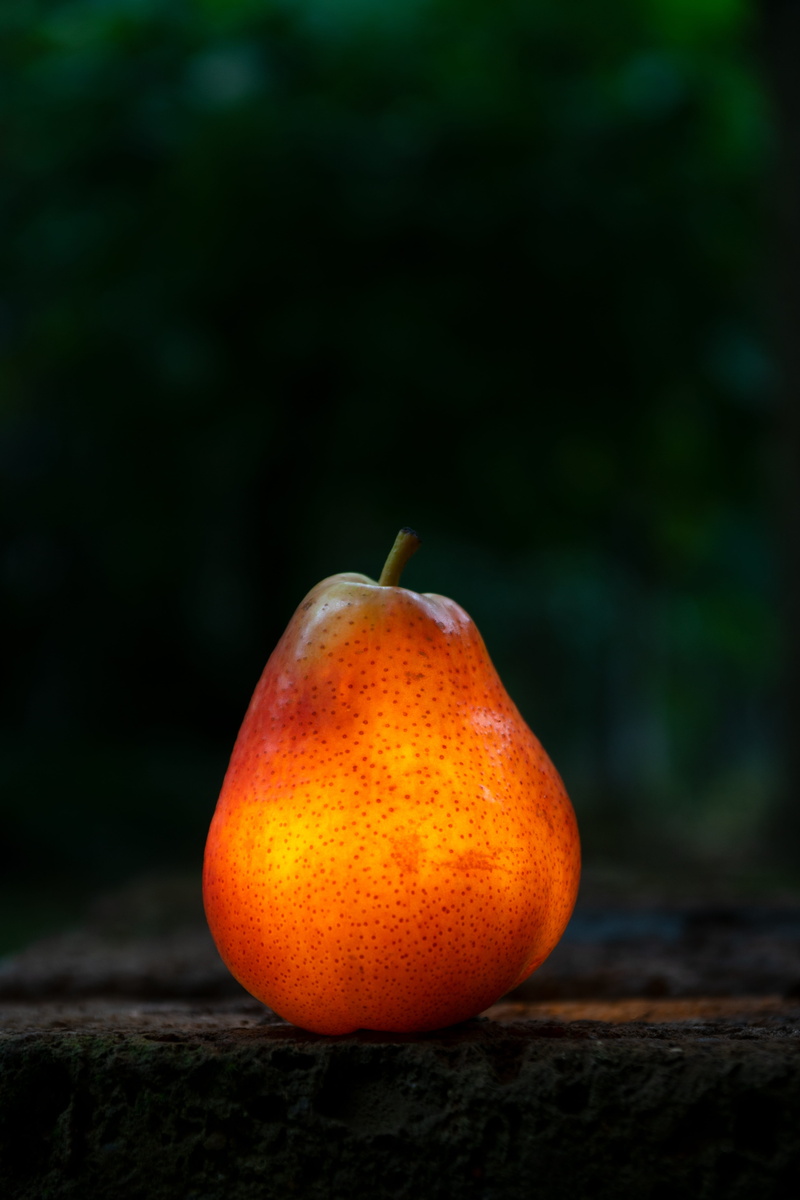 windlight, food, bulbs, wellbeing, field, lamp, light bulb, still life, plant, orange - fruit, food and drink, fruit, ripe, freshness, pear, day, vegetable