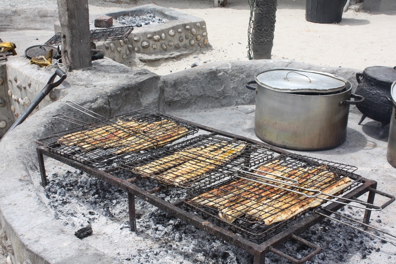 fire, charcoal, coal, strandlooper, grilled, barbecue, freshness, south africa, heat - temperature, delicious, no people, container, 2K, grill, grilling fish