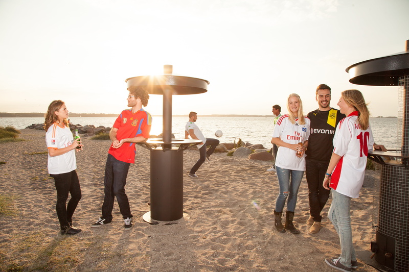 sunset, sun, party, group of people, water, kiel, adult, red, seashore, talking, realxen, happiness, smiling, abendstimmung, joy of life, atmospheric, glass bottle