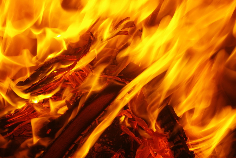 red, burn, embers, bonfire, orange color, lighter, grilling, grill flares, full frame, fire - natural phenomenon, brand, abstract, heat - temperature, charcoal