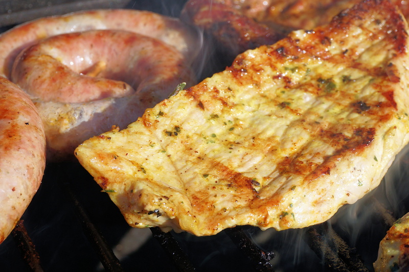 delicious, food, smoke, sausage, bratwurst, freshness, eat, grilling, pizza, grill, grilled meats, indoors, grill flares, barbecue grill, barbecue, tasty