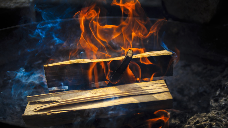 grill party, heat - temperature, orange color, fire, camping, 5K, adventure, burning, open fire, smoke, bonfire, make fire, heat, no people, smoke - physical structure