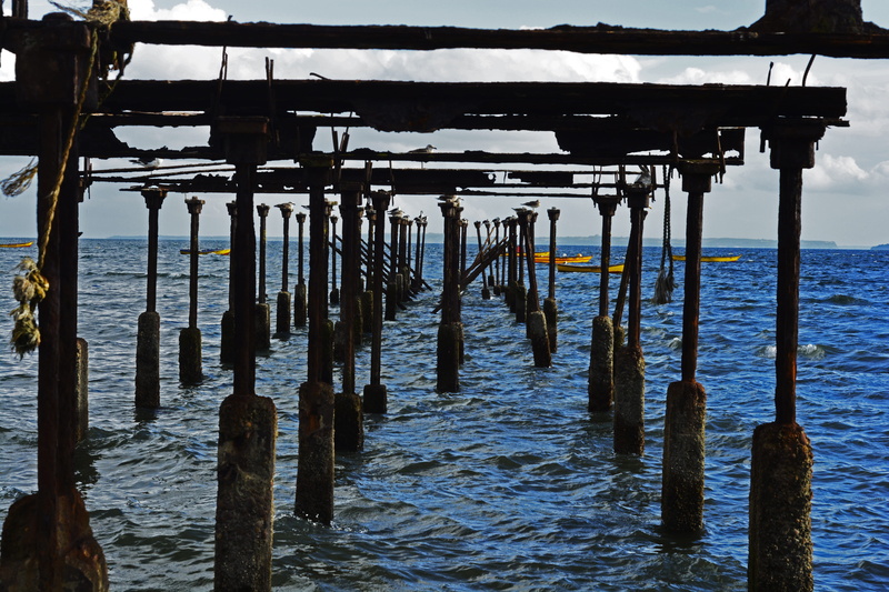 nature, sea, architecture, wooden post, tranquil scene, nautical vessel, horizon over water, outdoors, day, puerto montt, 5K, beach, cove, water, wood - material