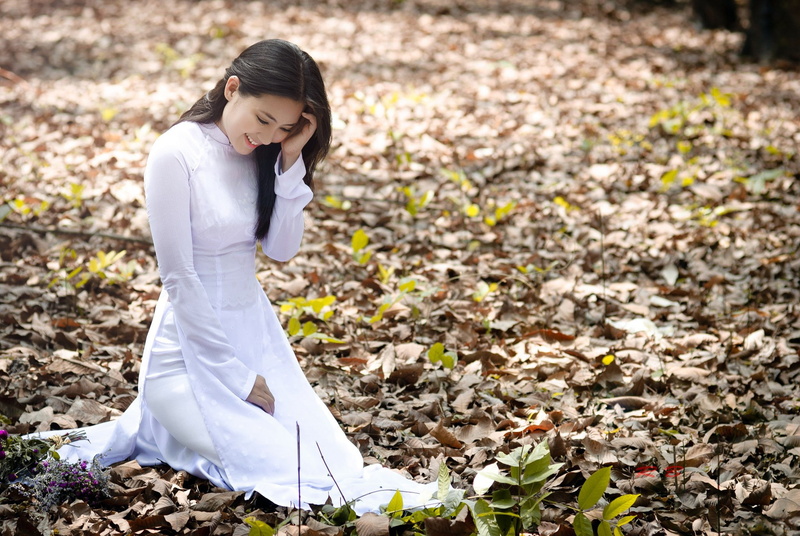 FOREST, LEAVES, GIRL, NATURE, Ngoc Lan, FOLIAGE, 1080P, AUTUMN, BRUNETTE, ASIAN