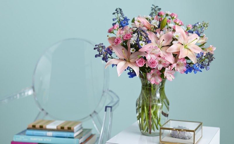 4K, Romantic, vase, Chair, Cute, Fancy, alstroemeria, electric lamp, flower head, assorted, flower arrangement, Flowers, Table, white, flower, flowering plant