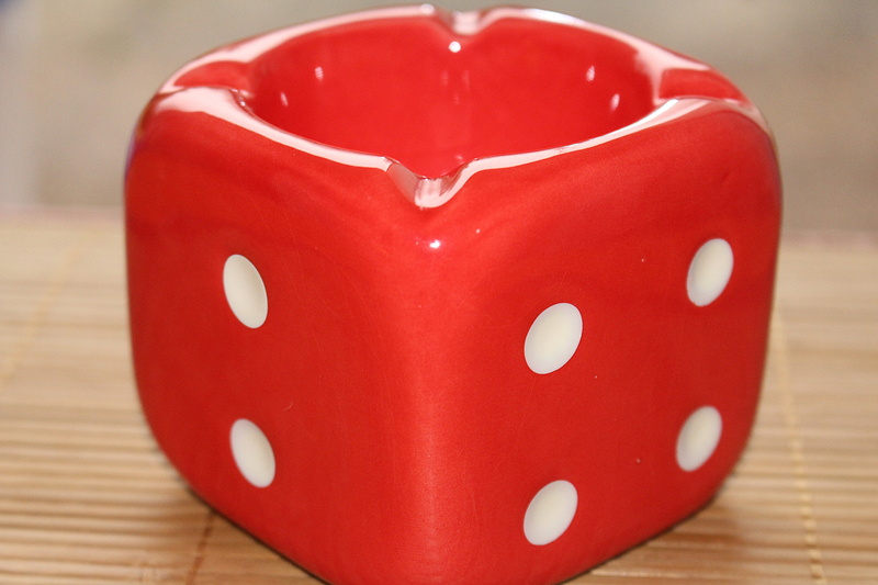 close-up, focus on foreground, table, wood - Material, indoors, coin bank, emotion, business, heart shape, food and drink, no people, savings, 5K, form