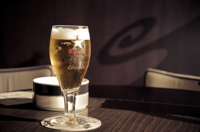glass - material, no people, food and drink, water, freshness, luxury, table, alcohol, beer glass, indoors, glass, ashtray, beer, close-up, bar, wood - material