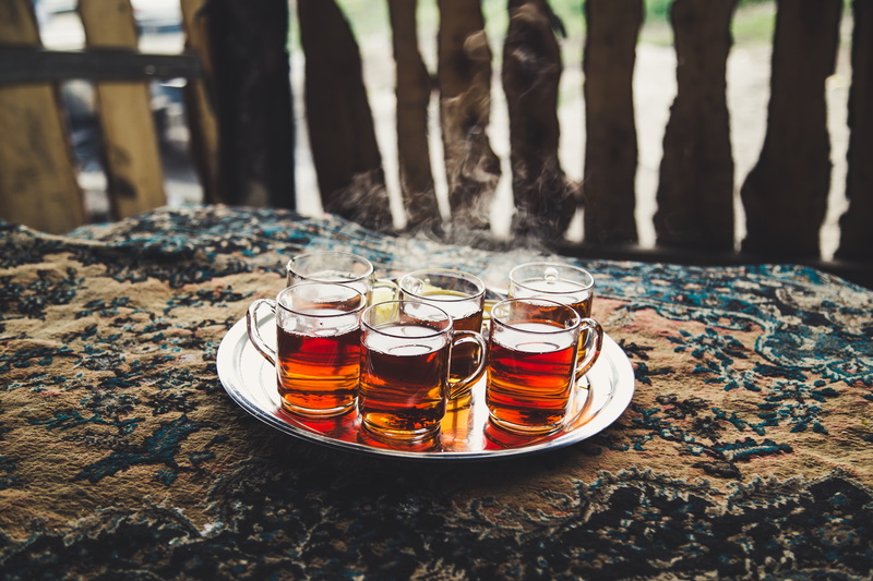 rum, close-up, food, tray, brandy, bottle, bourbon Whisky, still life, outdoors, alcohol, liquid, container, clear, whiskey, ice, freshness, no People