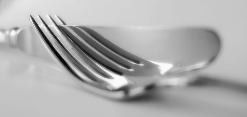 silver - metal, crockery, silver colored, meal, silverware, food, fork, domestic kitchen, 2K, food and drink, metal, stainless steel, gloss, kitchen, still life