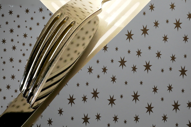 gloss, heart, fork, close-up, no people, celebration, tine, decoration, nature, gastronomy, floral pattern, low angle view, shadow, focus on foreground
