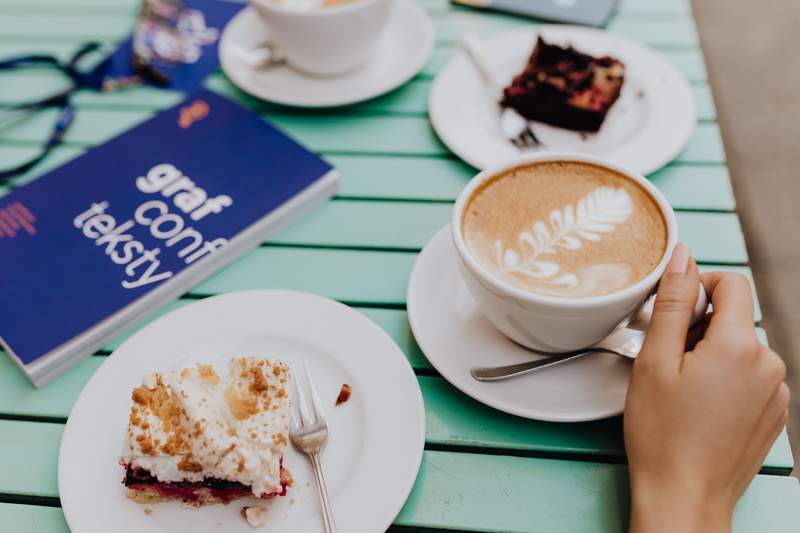 retaurant, refreshment, cappuccino, table, high angle view, coffee - drink, cafe, cup, focus on foreground, cake, cafe late, plate, food and drink, mug