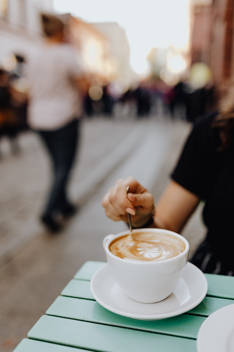 cappuccino, drinking, lunch, cup, real people, mug, drink, cake, lifestyles, meeting, late, retaurant, coffee - drink, crockery, grafconf, coffee, hot drink