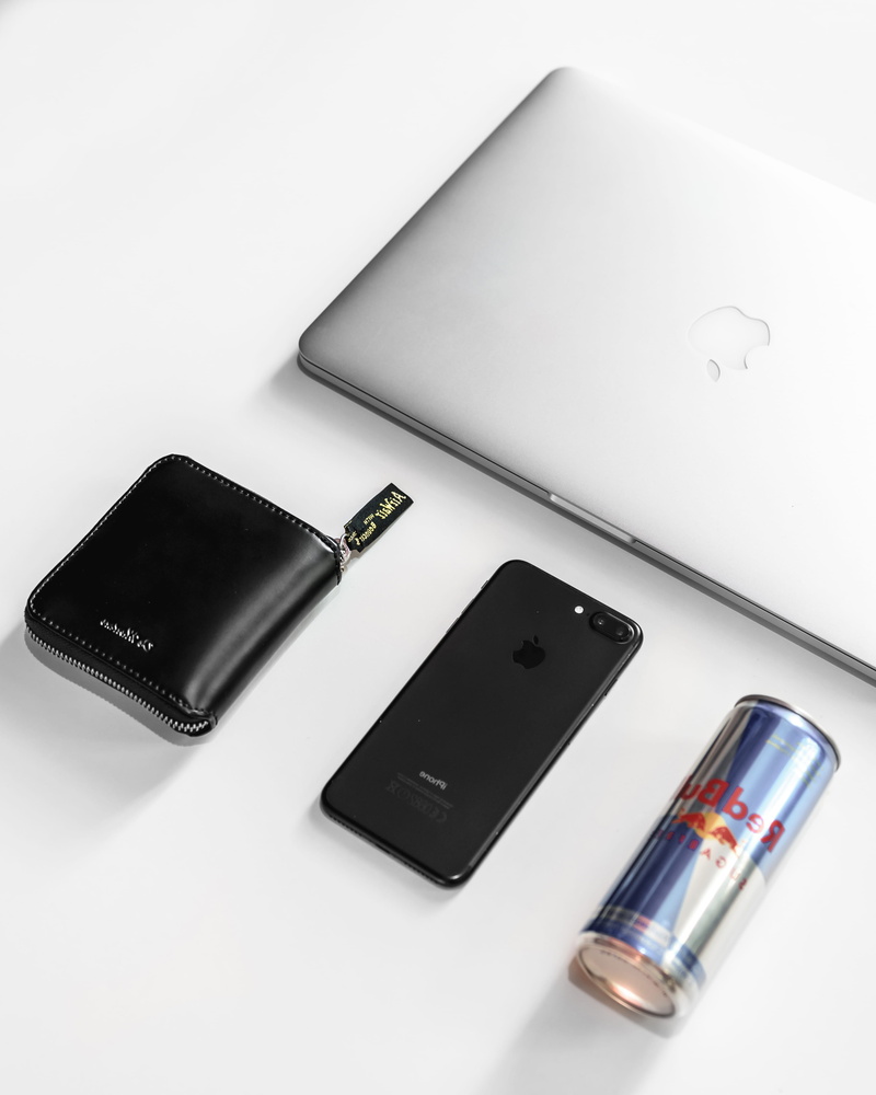 redbull, white, application Software, uSB Cable, 4K, mobile Phone, energy, no People, visual Screen, flatlay, summer, pC, business, isolated, liquid-Crystal Display