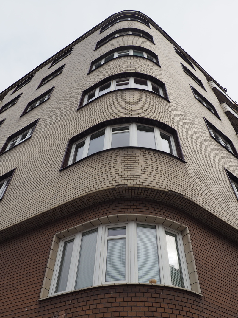 functionalism, design, in a row, apartment, city, built Structure, 4K, tall - high, residential district, cityscape, clear sky, exterior, office building exterior