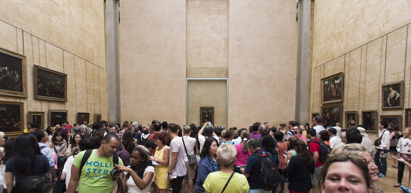 building exterior, 4K, crowd, Louvre, person, built structure, hair, day, architecture, aggression, speech, Mona Lisa, city, audience, France, indoors