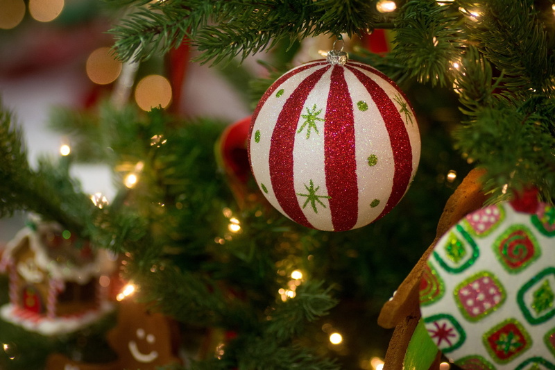new, hd, dekstop backgrounds, year, s, needles, new year, balls, bokeh, 1080P