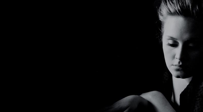 headshot, indoors, album, beautiful woman, body part, hd, rolling, close-up, serious, Music, 2011, contemplation, one person, adele, human body part