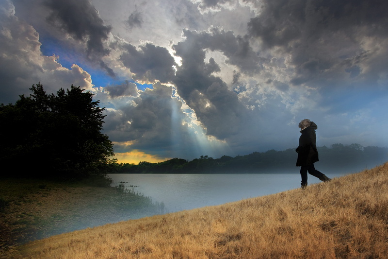 hunker, lake, 2K, strut, sky, one person, looking at view, land, scenic, plant, hill, beauty in nature, clouds, tranquil scene, walk, river, cloud - sky