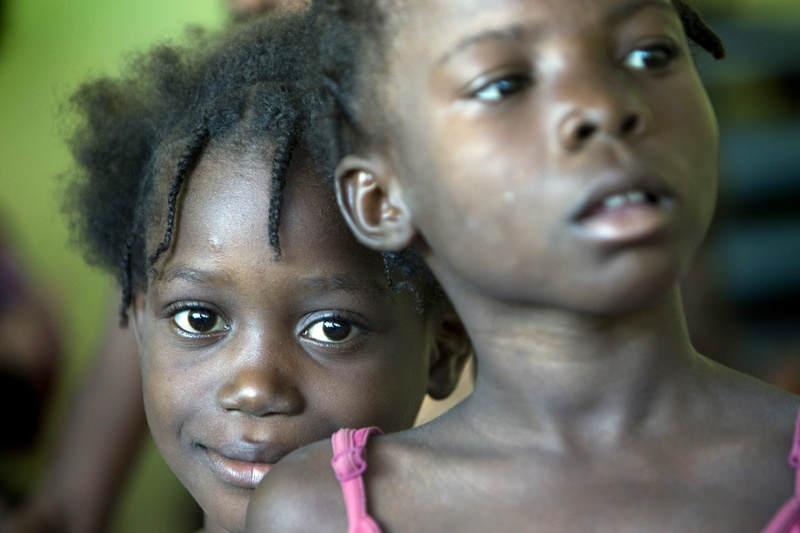 child, 2K, positive emotion, emotion, african, afro descendants, people, two people, daughter, smile, headshot, children, family, innocence, togetherness
