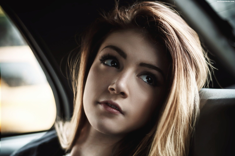hair, hairstyle, closeup, human face, headshot, women, motor vehicle, blonde, looking at camera, transportation, car interior, 2K, car, beauty, close-up