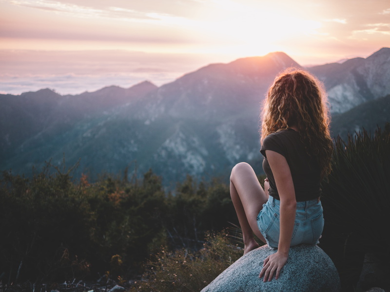 sunset, scenics - nature, golden, beauty in nature, hair, front, one person, model, blonde, lake, green, lifestyles, looking at view, hiking, rear view