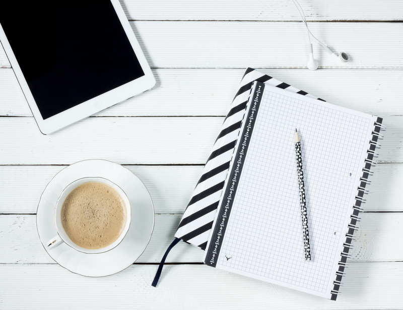 keyboard, no people, note Pad, mug, work desk, 4K, wood - Material, cup, teacup, refreshment, pencil, connection, spiral notebook, technology, drink, table