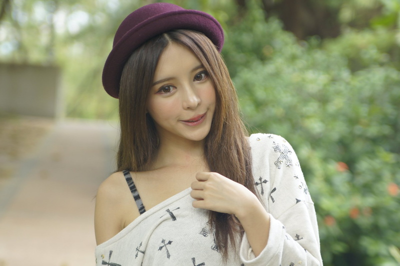 Smile, 1080P, Model, Bokeh, Asian, Hat, Taiwanese, Girl, Julie Chang, Park, Zhang Qi Jun, Hong Kong, Models