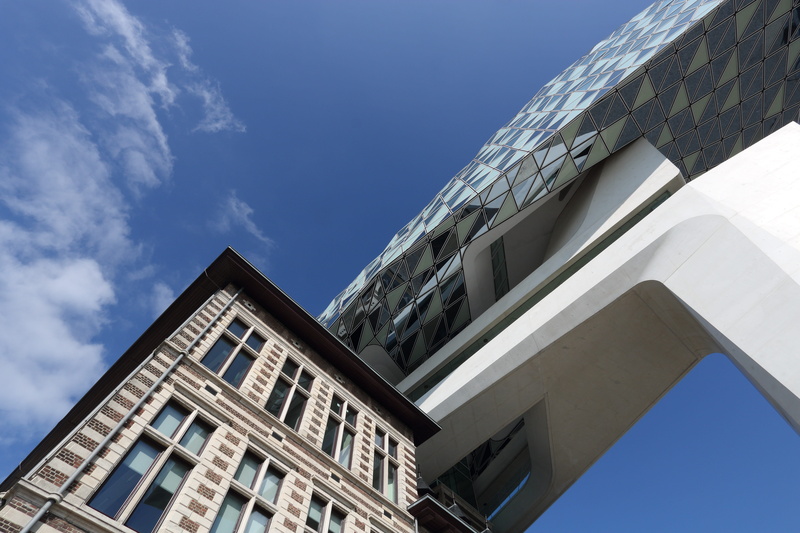 glass, antwerp, glass - material, sky, office building exterior, porthouse, residential district, blue, day, building exterior, havenhuis, built structure