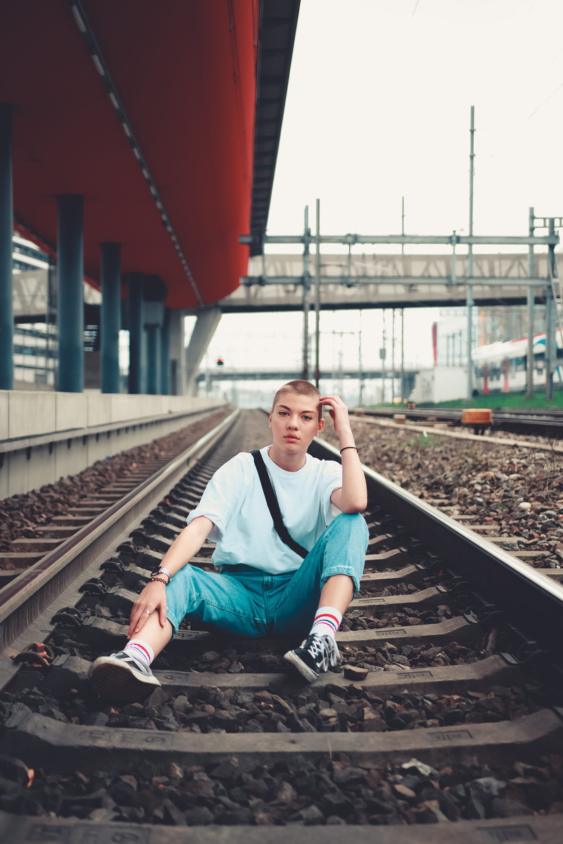 5K, rail transportation, railroad station, railway, locomotive, travel, public transportation, lifestyles, railroad station platform, transportation, casual clothing
