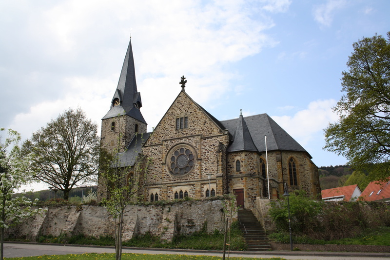 saint, place of worship, plant, church, religion, steeple, landmark, history, sky, rödinghausen, building exterior, nature, bartholomew, tower, spirituality