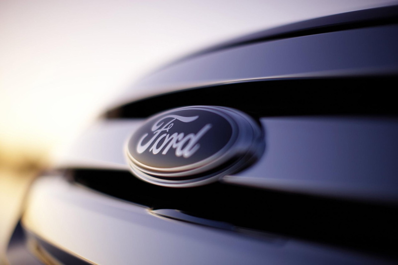 hydrogen, 1080P, transportation, text, land vehicle, close-up, record, ford, studio shot, extreme close-up, indoors, healthcare and medicine, motor vehicle