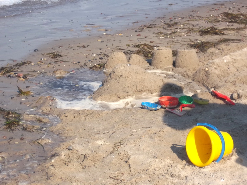 day, water, nature, beach, sandburg, multi colored, moulds, outdoors, baltic sea, sunlight, plastic, sea, holiday, sand, sand toys, land, still life, sand pail and shovel