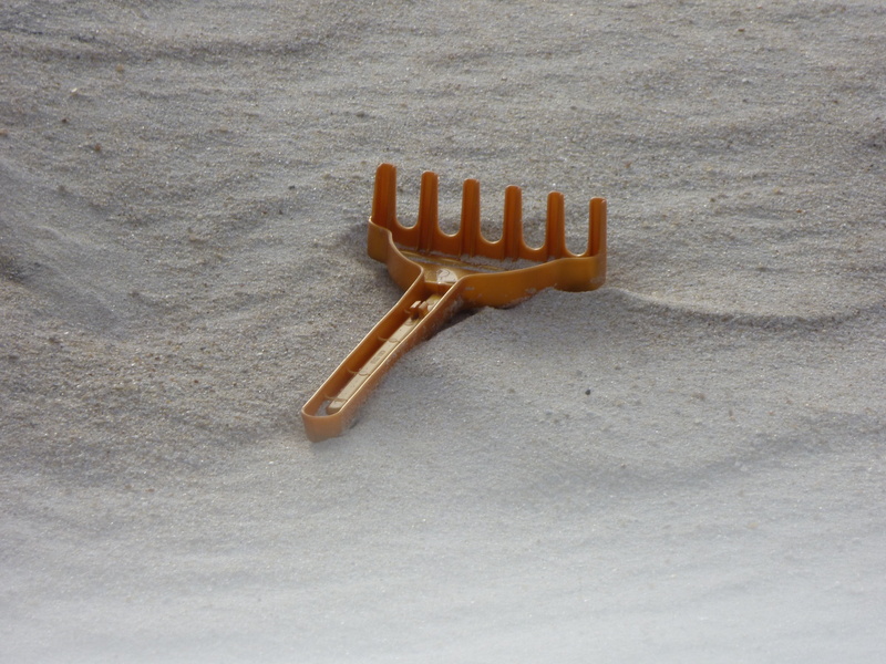 holiday, beach, close-up, still life, day, single object, brown, pattern, beach toys, indoors, toy, wood - material, nature, metal, 4K, sylt, no people