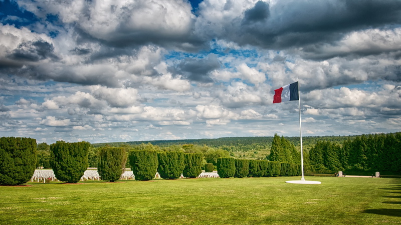 flag, world war, field, memory, france, sky, ossuary, 1918, golf flag, tree, green - golf course, verdun, douaumont, plant, landscape, day, land, 1914