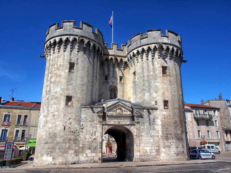 day, city, europe, building Exterior, France, tower, clouds, the past, clear sky, history, travel destinations, flag, Building, Verdun, blue, structure