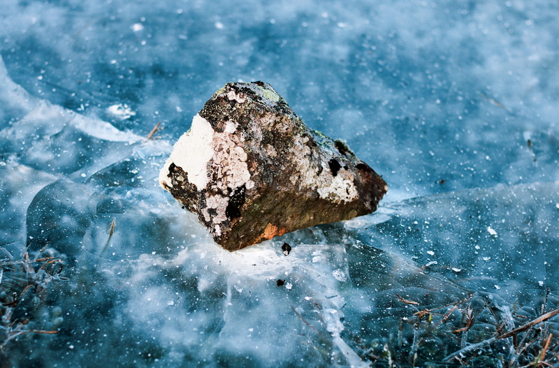 mountain, snow, break, ice blue, rock, land, impact, beauty in nature, ice, 5K, glacier, solid, frozen, motion, rocks, blue, day, cold, nature, stone