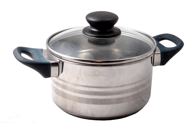 heat - temperature, appliance, cooking pan, stove, alloy, black color, food and drink, Pot, preparation, lid, cookware amp kitchen utensils, crockery, studio shot