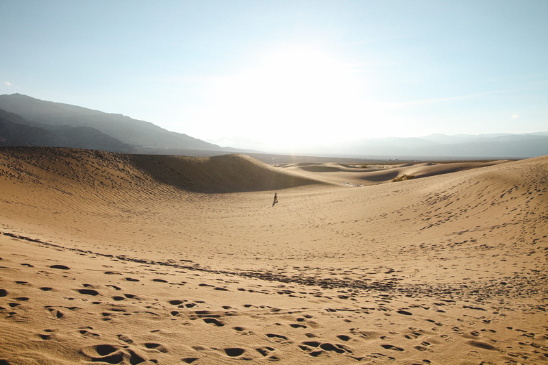 dune, desert, area, tranquility, nature, land, blue, dessert, soil, beauty in nature, sand, wilderness, sand dunes, arid climate, daylight, slope, dry