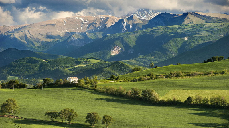 plain, cloud, rolling landscape, rural scene, farm, nature, scenic, mountains, snow, rock, travel, sky, hills, river, springtime, summer, hill, valley