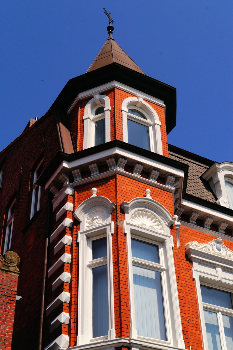 religion, place of worship, clear sky, window, low angle view, sky, belief, no people, clock tower, blue, Historically, tower, day, outdoors, rhaeto romanic