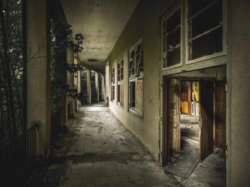 hospital, secret, long, empty, gloomy, pforphoto, mystical, fear, abandoned building, lost place, entrance, built structure, absence, footpath, creepy