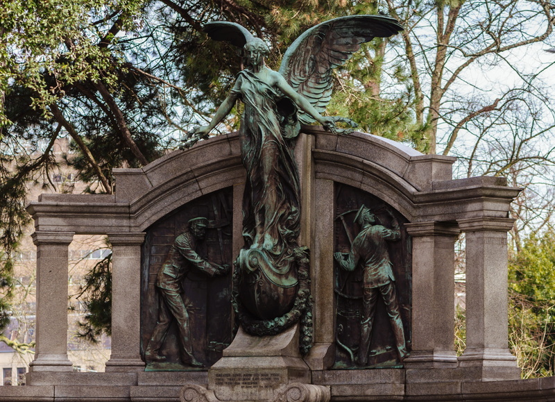nature, disaster, southampton, remembrance, art and craft, built structure, human representation, maiden voyage, sinking, outdoors, memorial, statue, landmark