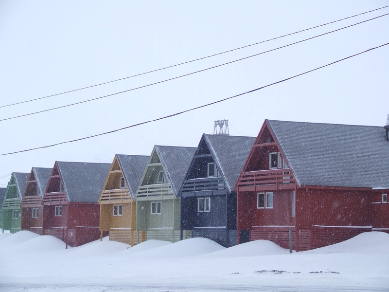 2K, snow, sky, house, examples, clear sky, winter, building, row house, building exterior, cold temperature, residential district, snowing, architecture
