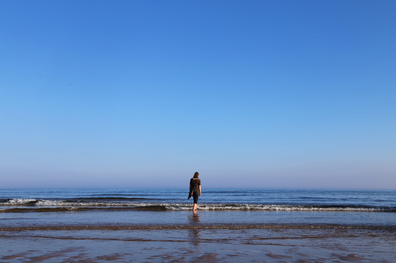 faith, life, lonely, copy space, wander, standing, horizon, away, observe, empty, one person, leisure activity, beach, 5K, feet, blue, scenics - nature