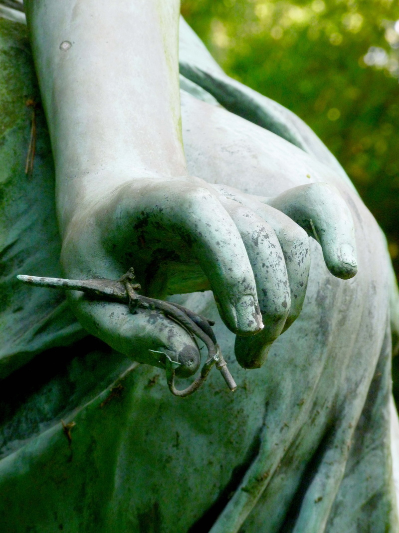 white color, old, symbol, craft, Figure, representation, close-up, creativity, part of the body, Finger, tree, green color, plant, statue, day, sculpture
