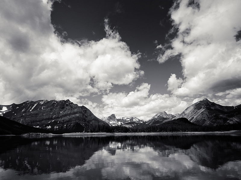 outdoors, trees, no people, day, lake, remote, tranquility, sky, beauty in nature, non-urban scene, mountain, idyllic, reflection lake, 1080P, water, mountain range
