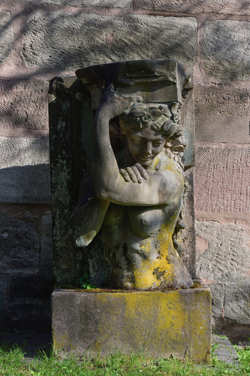 old, day, craft, outdoors, wall, art and craft, nuremberg, historically, human representation, male likeness, artwork, creativity, history, wall - building feature
